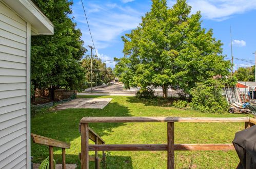 228 Slosson Ave, Reed City MI 49677-1231 exterior