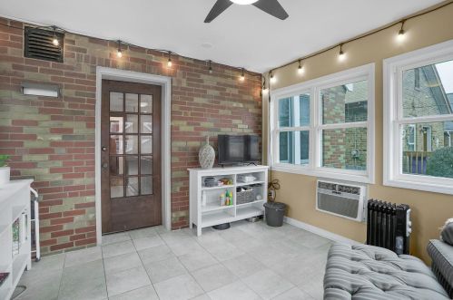 5312 Pernod Ave, Saint Louis MO 63139-1536 exterior