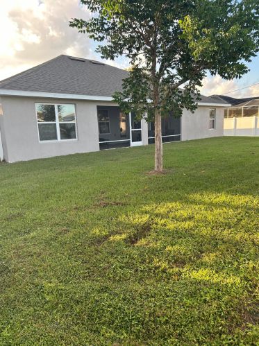 1207 Byron St, Fort Pierce FL  34983-2507 exterior