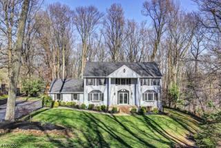 36 Harmony Rd, Warren NJ  07059-5623 exterior