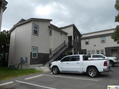 3067 View Ridge Dr, Spring Branch TX 78070-6806 exterior