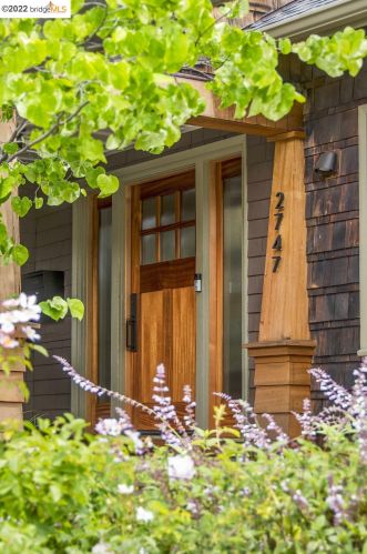 2747 Fulton St, Berkeley CA 94705-1031 exterior