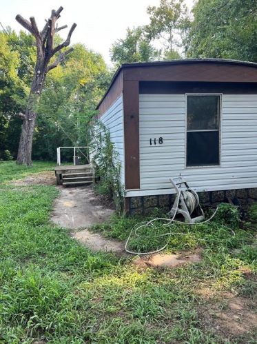 118 Prospect St, Denison TX  75021-6736 exterior