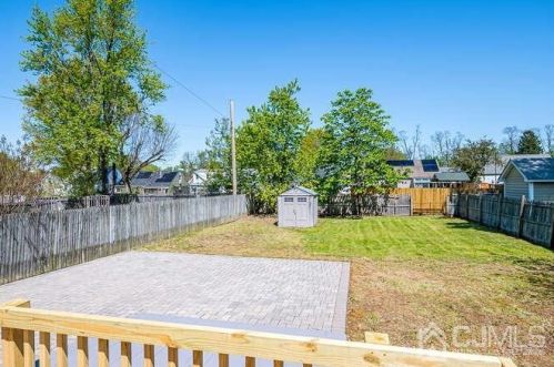 383 Remsen Ave, Avenel NJ 07001-1256 exterior