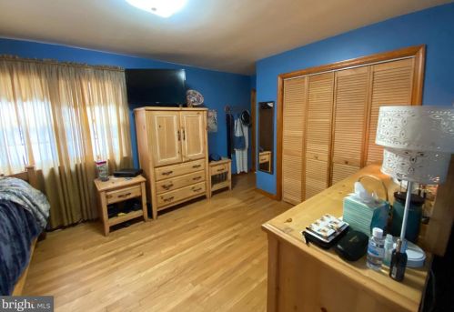 6 Mnr Dr, Trenton NJ 08628-2624 exterior