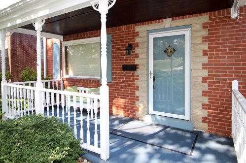 1238 Arrowood Dr, Pittsburgh, PA 15243-1804