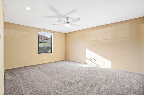 7238 Beacon Hill Dr, Pittsburgh PA 15221-2556 exterior