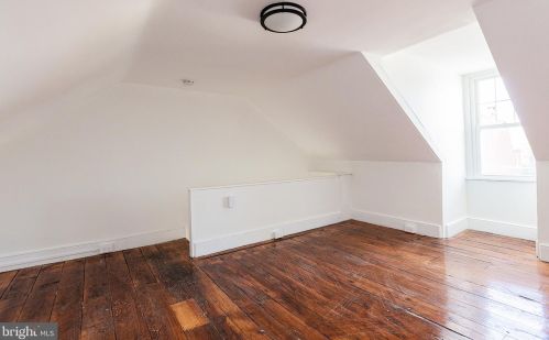 214 James St, Lancaster PA 17603-2839 exterior