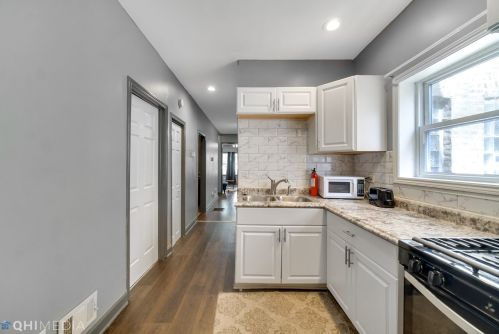 7009 Indiana Ave, Chicago IL 60628-1411 exterior