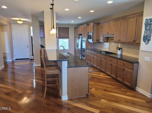 1447 Windshore Way, Oxnard CA 93035-1405 exterior