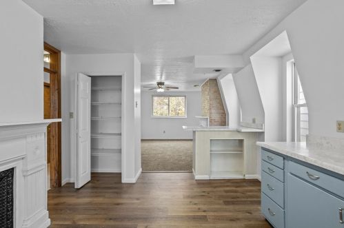 609 Marshall Ave, Pittsburgh PA 15214-3017 exterior