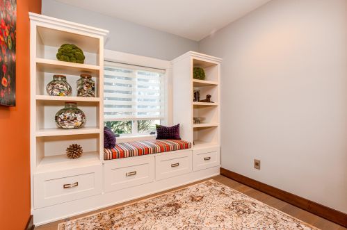 1883 Tall Pne Dr, Grand Rapids MI exterior