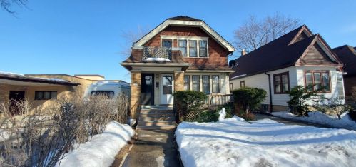 3060 59th St, Milwaukee, WI 53210-1508