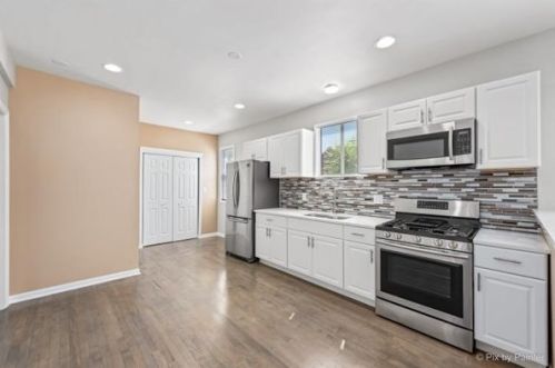 24 138th St, Chicago IL 60827-1661 exterior