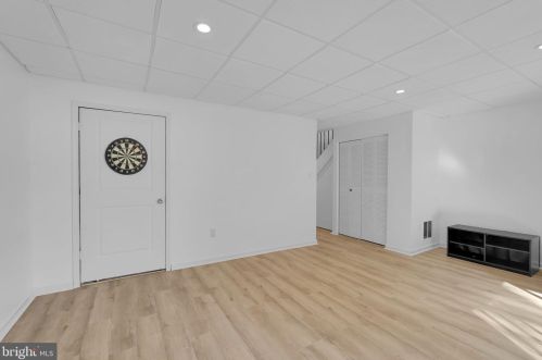 1803 Vly Ter, Washington DC 20032-4628 exterior