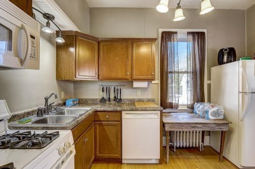 413 5 St, Watertown WI 53094-3805 exterior