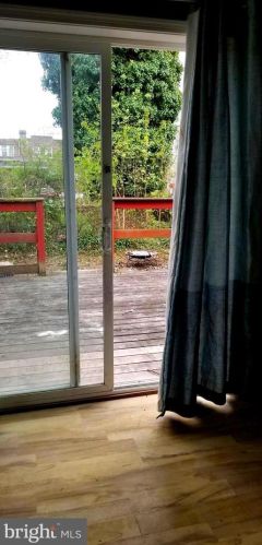 224 Marks Ave, Darby PA 19023-1714 exterior