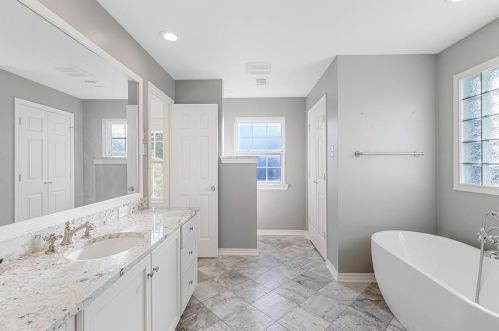 8911 Clayco, Dallas TX 75243-6362 exterior