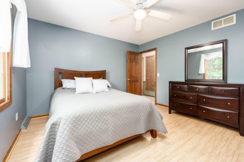 3020 Kalarama Ave, Kalamazoo MI 49024-2383 exterior