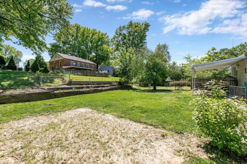 7130 Circleview Dr, Saint Louis MO 63123-1603 exterior