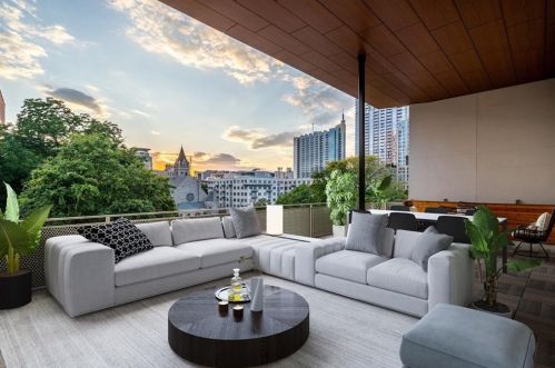 775 Juniper St, Atlanta GA  30308-1310 exterior