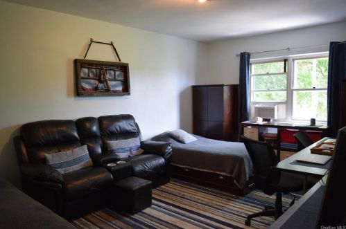 1628 Fowler Ave, Bronx NY 10462-3406 exterior