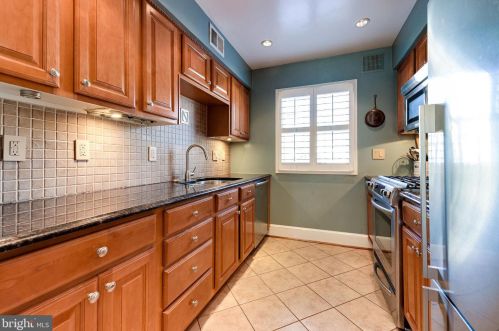 810 Fairfax St, Alexandria VA 22314-4314 exterior