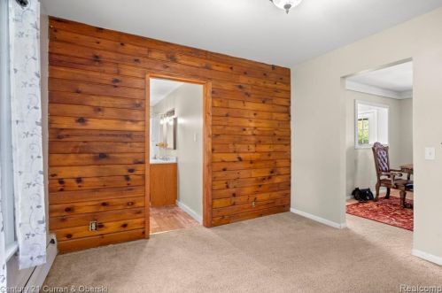 1787 Sashabaw Rd, Brandon MI  48462-9163 exterior