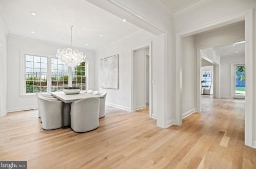 4511 Klingle St, Washington DC  20016-3580 exterior