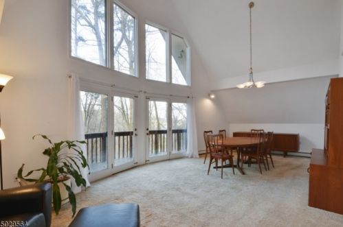 561 Shr Trl, Sparta NJ 07871-1208 exterior