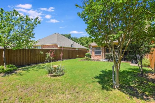 4402 Ruth Borchardt Dr, Frisco TX 75035-5702 exterior