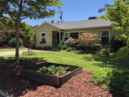 1538 Myrtle St, Turlock CA  95380-4219 exterior