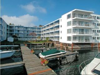 538 Lakeside Ave, Seattle WA  98144-2654 exterior