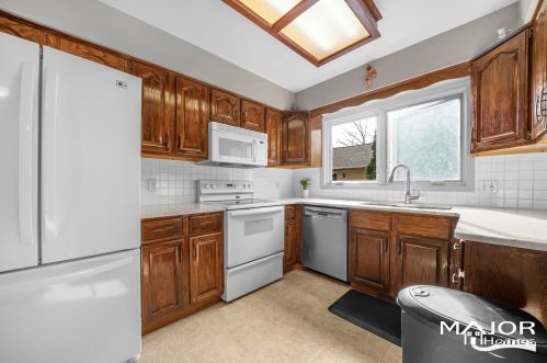 4010 Chamberlain Ave, Grand Rapids MI 49508-2615 exterior