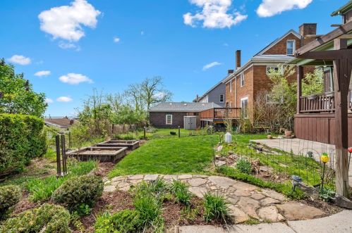 1137 Cornell St, Pittsburgh PA  15212-1982 exterior