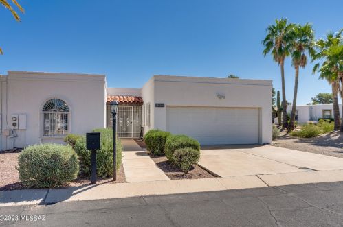 6569 Calle Cavalier, Tucson, AZ 85715-4702
