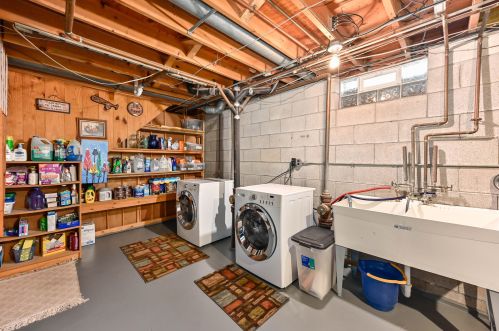 5236 24 St, Milwaukee WI 53204-2505 exterior