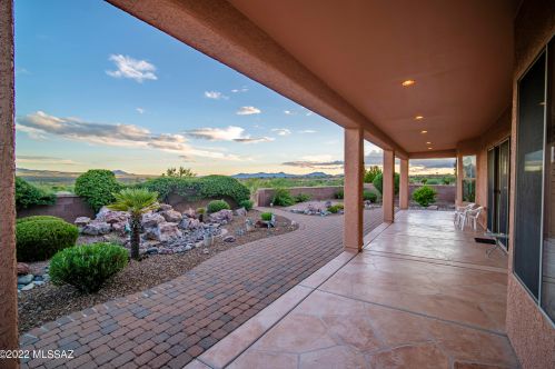 1817 Calle Casas Lindas, Green Valley AZ 85622-8042 exterior