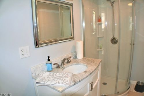 14 Lackawanna Trl, Hopatcong NJ  07843-1215 exterior