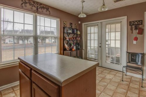 300 Lakeside Cir, Porterdale GA 30016-8850 exterior