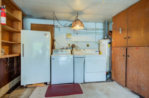 2408 Nuclear Dr, Joliet IL 60431-1239 exterior