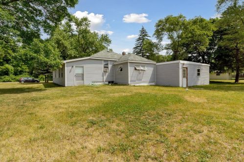 310 Kiddville St, Belding MI 48809-9593 exterior