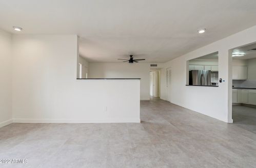 18025 31st Dr, Phoenix AZ  85053-1601 exterior