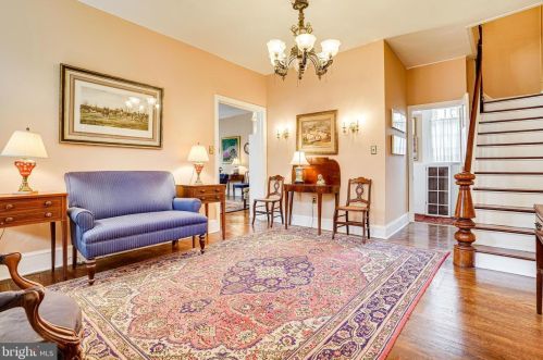 126 Fairfax St, Alexandria VA 22314-3331 exterior