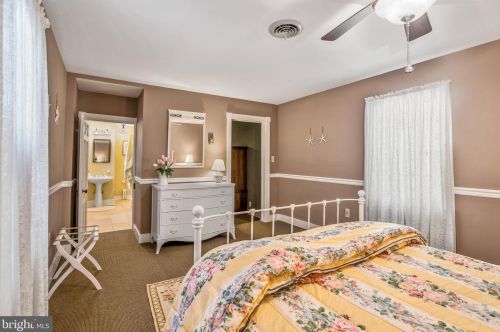 214 Chestnut St, Saint Michaels MD 21663 exterior