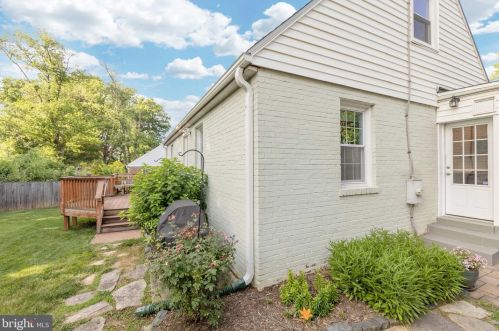 9308 Sudbury Rd, Silver Spring MD 20901-3505 exterior