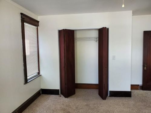 668 Grove St, Woonsocket RI  02895-5816 exterior