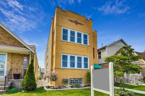 5728 Austin Ave, Chicago, IL 60646-3526