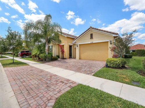 11339 Apple Blossom Trl, Fort Pierce, FL 34987-2480