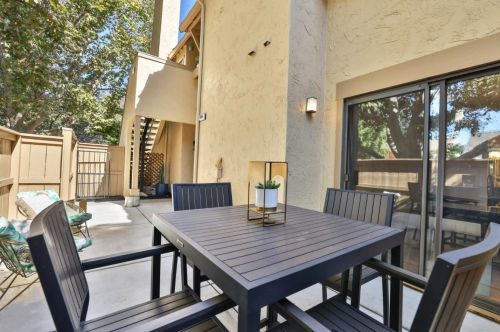 2086 Foxhall Loop, San Jose CA  95125-5986 exterior